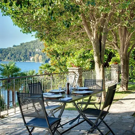 Monte Di Lenno Sleeps 25 Pool Wifi Villa *