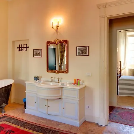 Villa Monte Di Lenno Sleeps 25 Pool Wifi