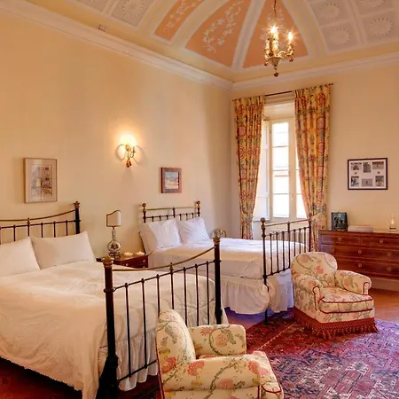 Monte Di Lenno Sleeps 25 Pool Wifi