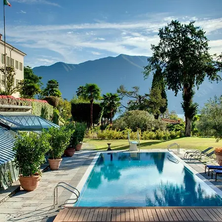 Monte Di Lenno Sleeps 25 Pool Wifi Villa *