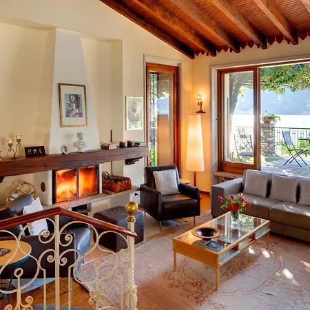 Villa Monte Di Lenno Sleeps 25 Pool Wifi Moltrasio