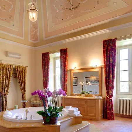 Monte Di Lenno Sleeps 25 Pool Wifi Villa