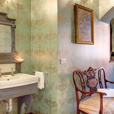 Villa Monte Di Lenno Sleeps 25 Pool Wifi